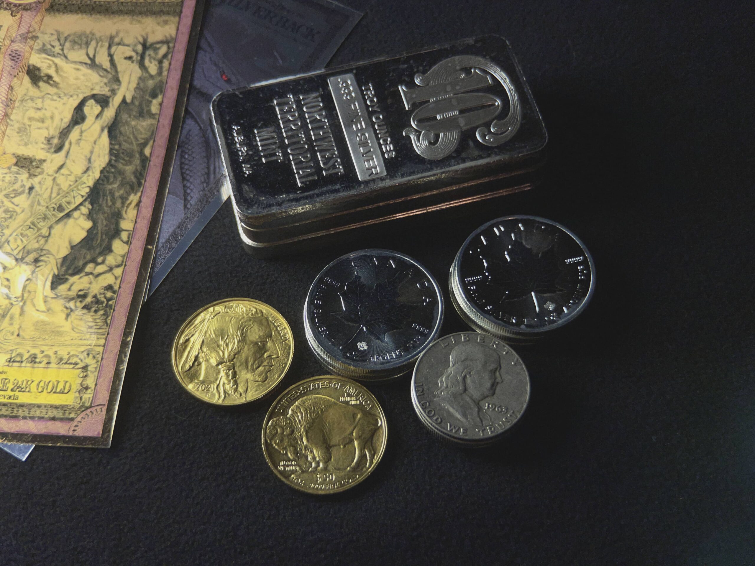 Sovereign vs Non-Sovereign Precious Metals